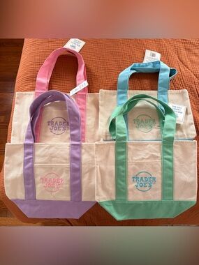NWT Set of 4 Trader Joe’s Pastel Canvas Totes